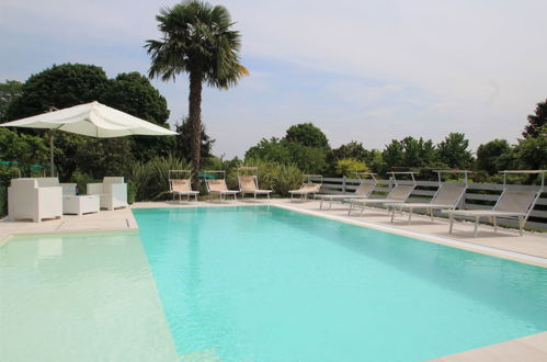 Photo 3 - Maison de 4 chambres à Besozzo avec piscine privée et vues sur la montagne