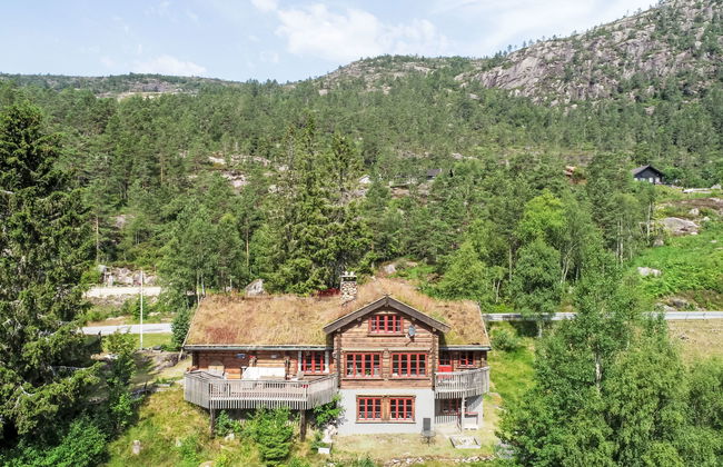 Casa de 3 quartos em Fossdal com jardim e terraço - Foto 18