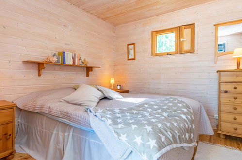 Foto 17 - Casa con 5 camere da letto a Enonkoski con sauna e vasca idromassaggio