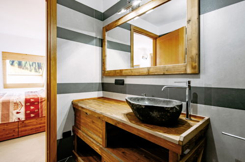 Foto 14 - Apartamento de 1 habitación en Canazei con bañera de hidromasaje y vistas a la montaña