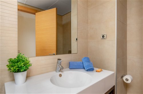 Foto 16 - Apartment mit 2 Schlafzimmern in Marbella mit schwimmbad und blick aufs meer