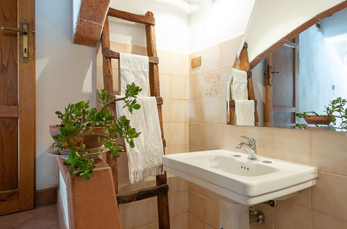 Photo 13 - 3 bedroom House in Montieri with private pool and garden