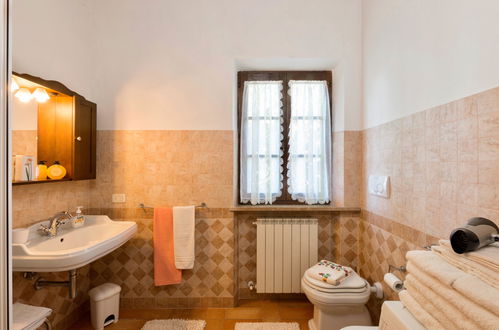 Photo 13 - 2 bedroom House in Città della Pieve with swimming pool and garden