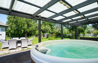 Photo 2 - 4 bedroom House in Inverness-Shire with garden and hot tub