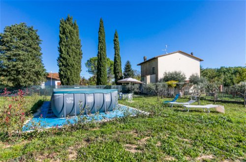 Foto 51 - Casa de 3 habitaciones en Bucine con piscina privada y jardín