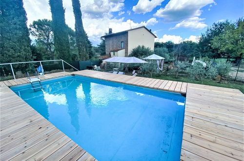 Photo 2 - 3 bedroom House in Bucine with private pool and garden