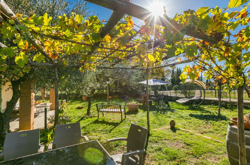 Foto 2 - Casa de 3 quartos em Bucine com piscina privada e jardim