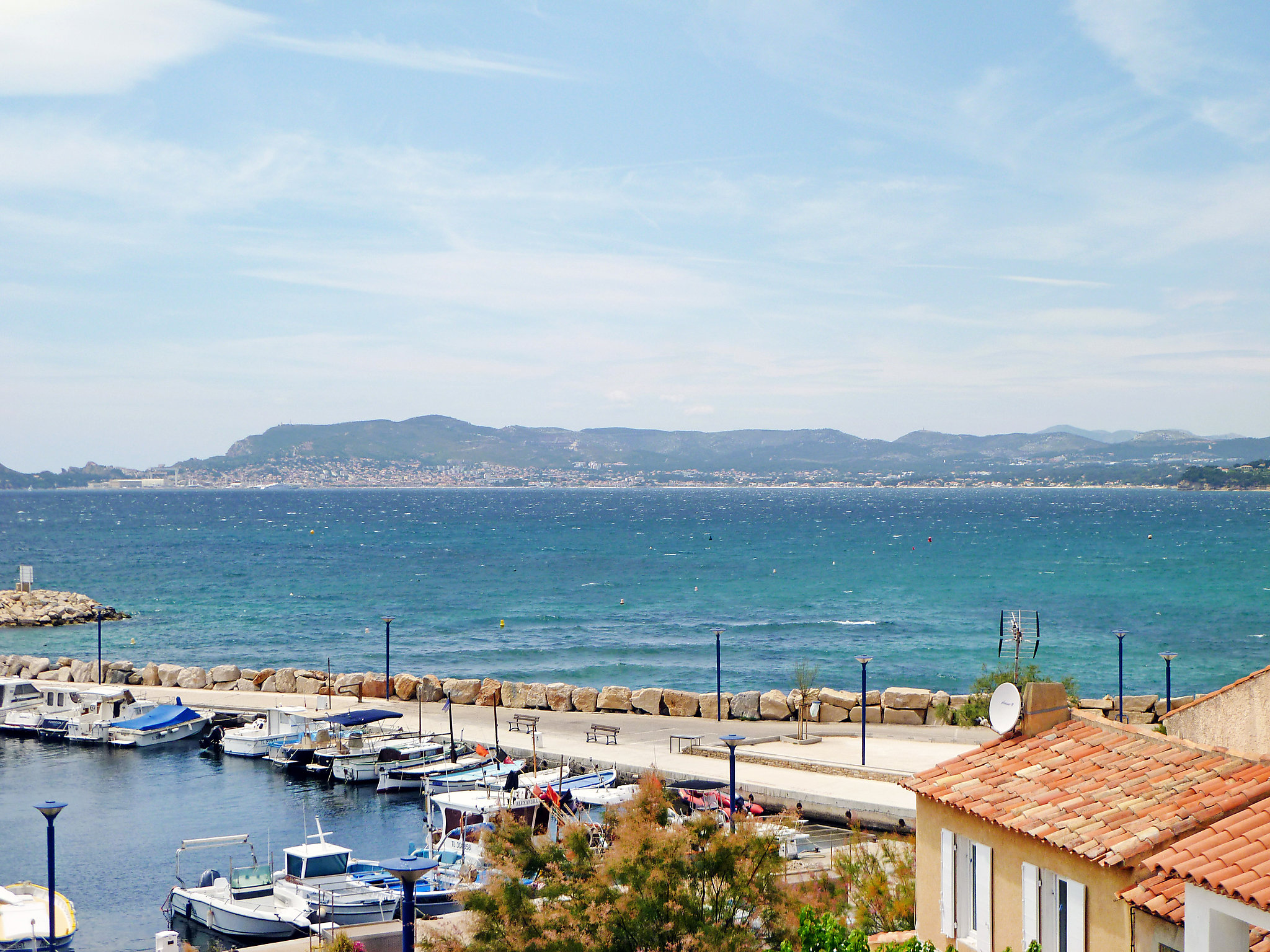 Foto 12 - Casa con 2 camere da letto a Saint-Cyr-sur-Mer con terrazza e vista mare