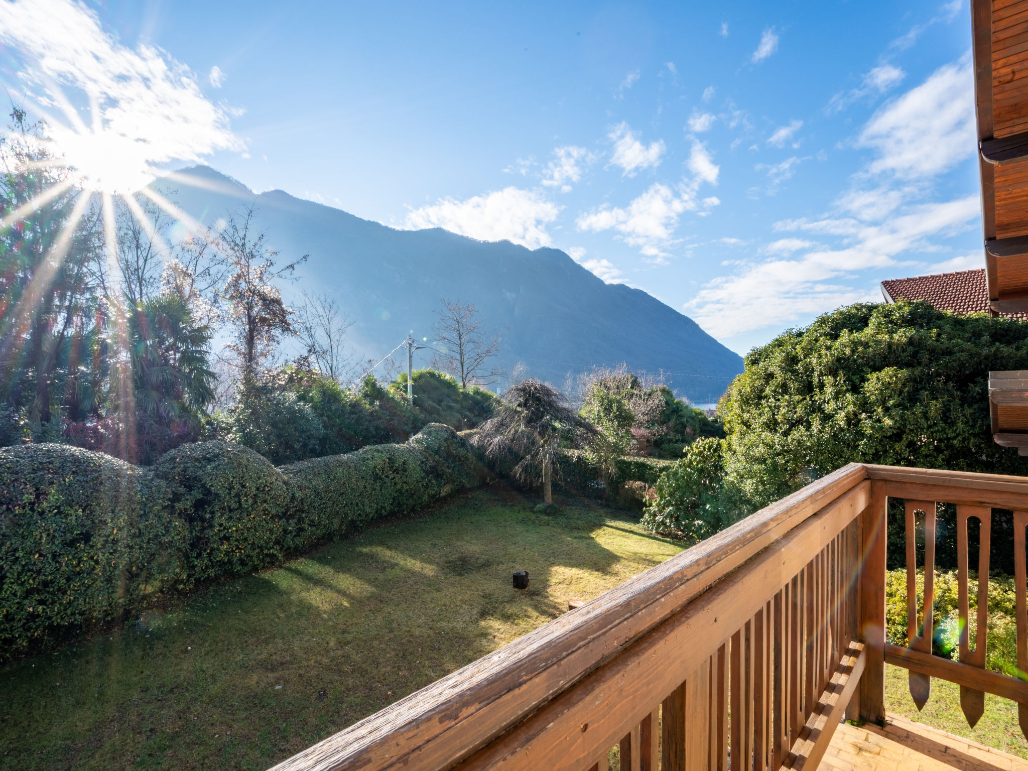 Photo 17 - 3 bedroom Apartment in Castelveccana with garden and mountain view