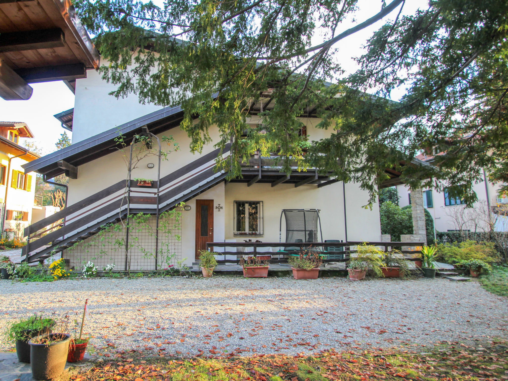 Foto 7 - Apartamento de 3 quartos em Castelveccana com jardim e vista para a montanha