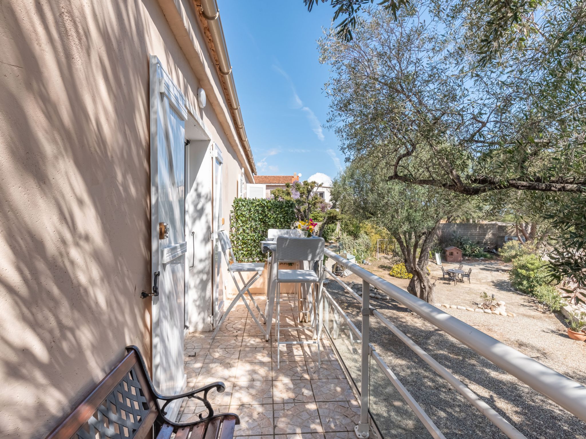 Photo 2 - Appartement de 1 chambre à Sari-Solenzara avec jardin et terrasse