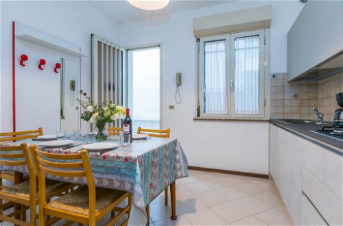 Foto 9 - Apartamento de 1 quarto em Lignano Sabbiadoro com terraço e vistas do mar