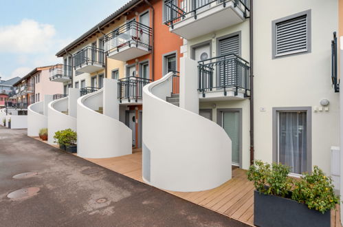 Photo 1 - Appartement de 2 chambres à Port-Valais avec terrasse et vues sur la montagne