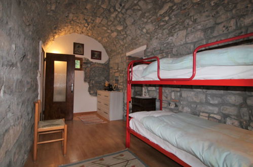 Photo 14 - 1 bedroom Apartment in Claino con Osteno with mountain view