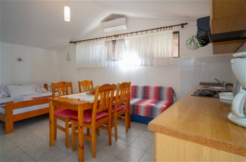 Photo 4 - Apartment in Punat with terrace and sea view