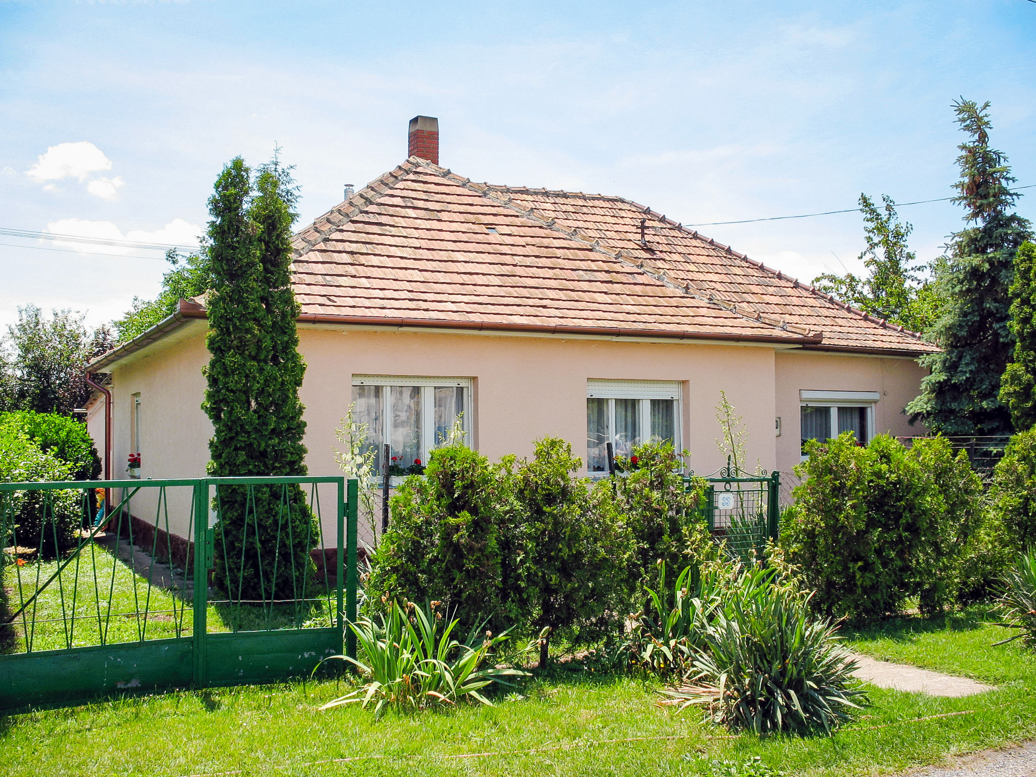 Photo 1 - Maison de 2 chambres à Fonyód avec jardin et terrasse