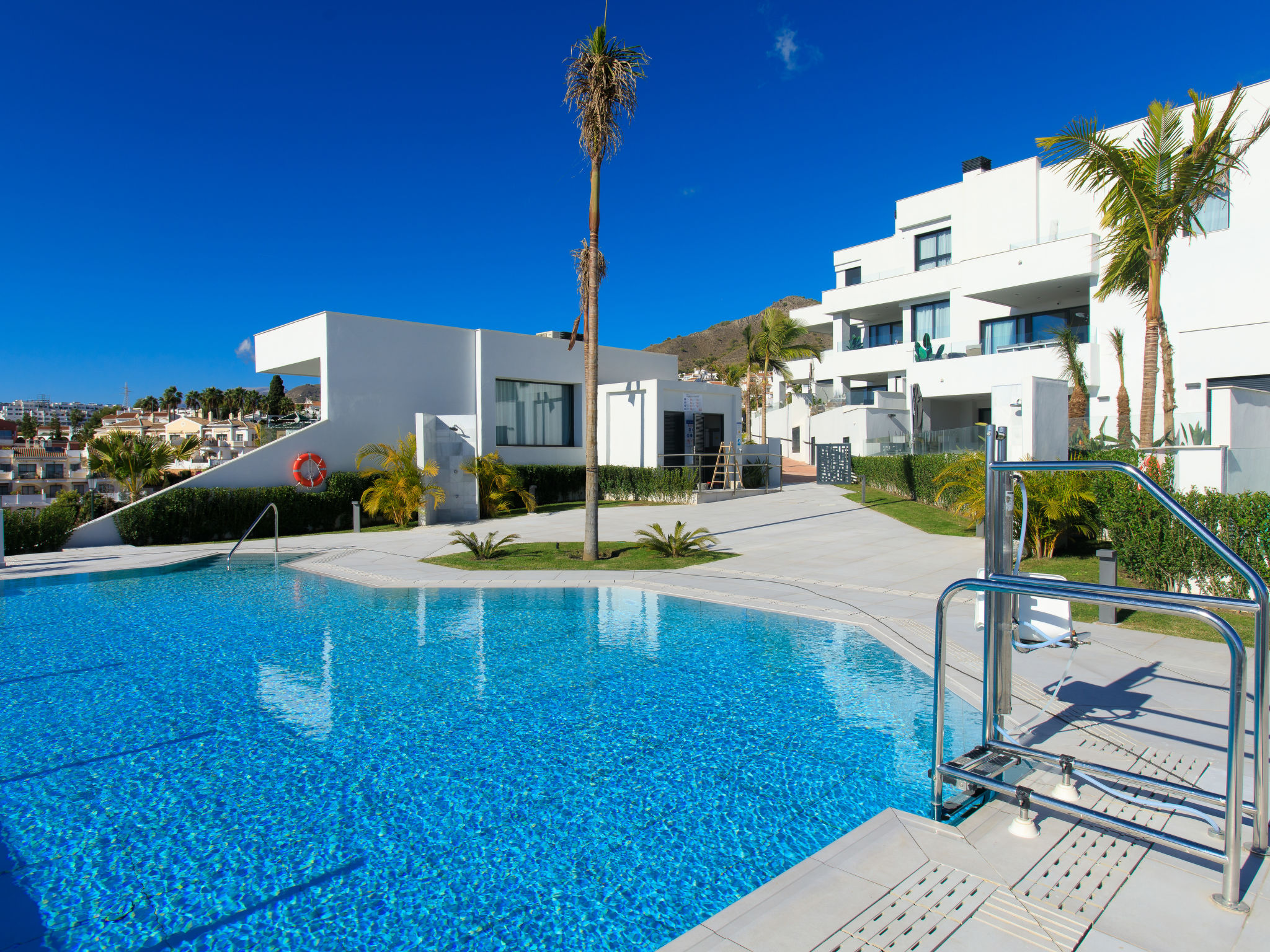 Foto 33 - Casa de 3 quartos em Nerja com piscina privada e vistas do mar