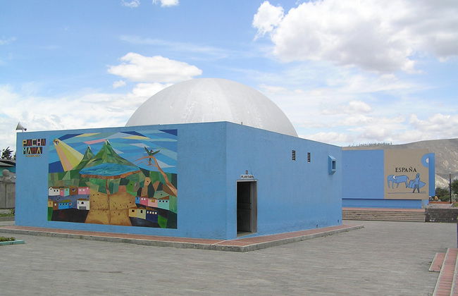 La Mitad del Mundo - Excursión de medio día - Foto 5