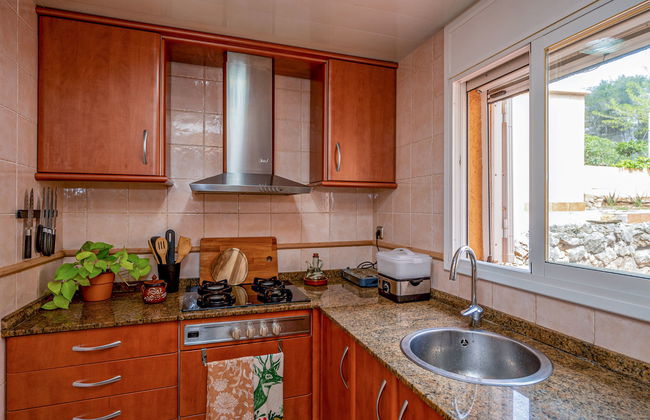 Casa de 4 quartos em Castellet i la Gornal com piscina privada e terraço - Foto 12
