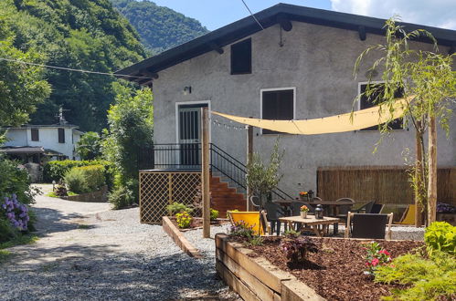 Foto 1 - Apartamento de 2 quartos em Colico com jardim e vista para a montanha