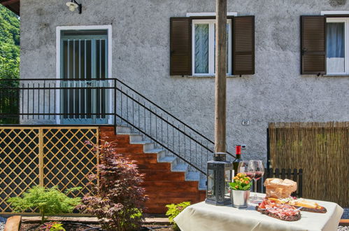 Photo 23 - Appartement de 2 chambres à Colico avec jardin et vues sur la montagne