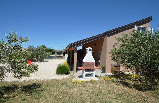 Casa de 3 quartos em Pakoštane com jardim e terraço - Foto 29