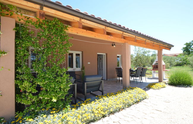Casa de 3 quartos em Pakoštane com jardim e terraço - Foto 30