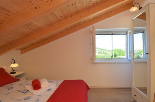 Foto 19 - Casa con 2 camere da letto a Pakoštane con terrazza