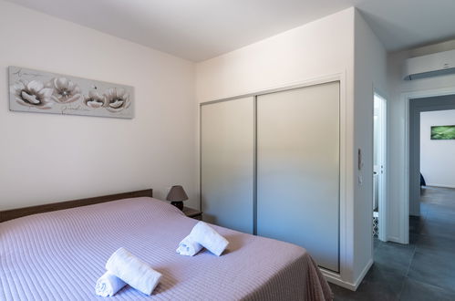 Foto 17 - Casa con 4 camere da letto a Zonza con piscina privata e vista mare