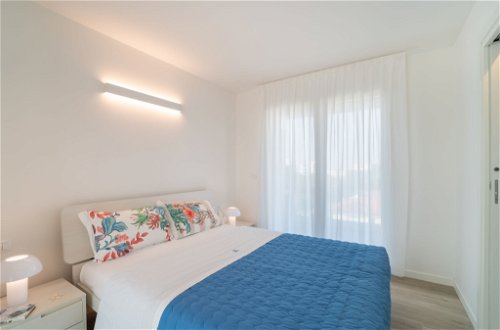 Photo 10 - Appartement de 2 chambres à Lignano Sabbiadoro avec vues à la mer
