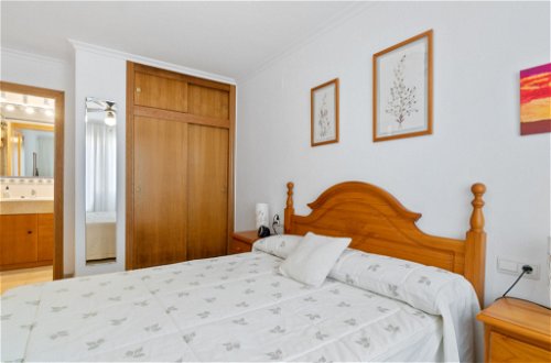Foto 15 - Appartamento con 3 camere da letto a Santa Pola con piscina e vista mare