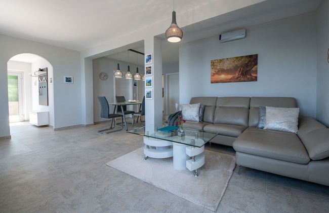 Apartamento de 3 quartos em Lovran com piscina e jardim - Foto 3