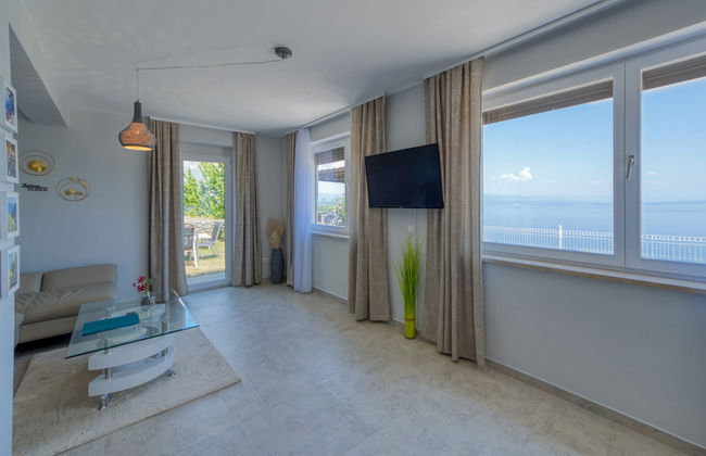 Apartamento de 3 quartos em Lovran com piscina e jardim - Foto 9