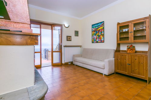 Photo 9 - 1 bedroom Apartment in Lamporecchio with swimming pool and garden