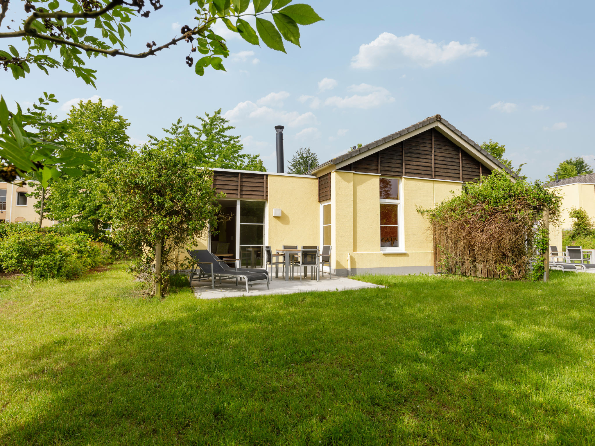 Foto 1 - Haus mit 2 Schlafzimmern in Medebach mit schwimmbad und blick auf die berge