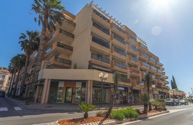 Apartamento de 1 quarto em Le Lavandou com terraço - Foto 21