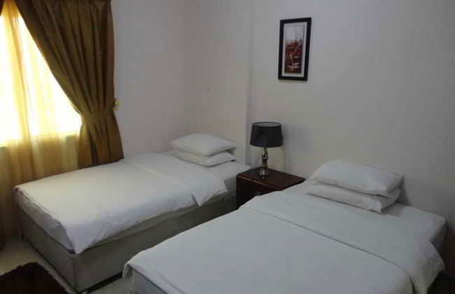 La Villa Inn - Foto 9