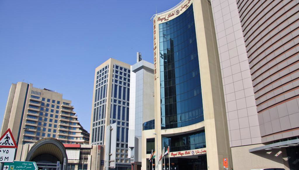 Regal Plaza Hotel - Foto 1