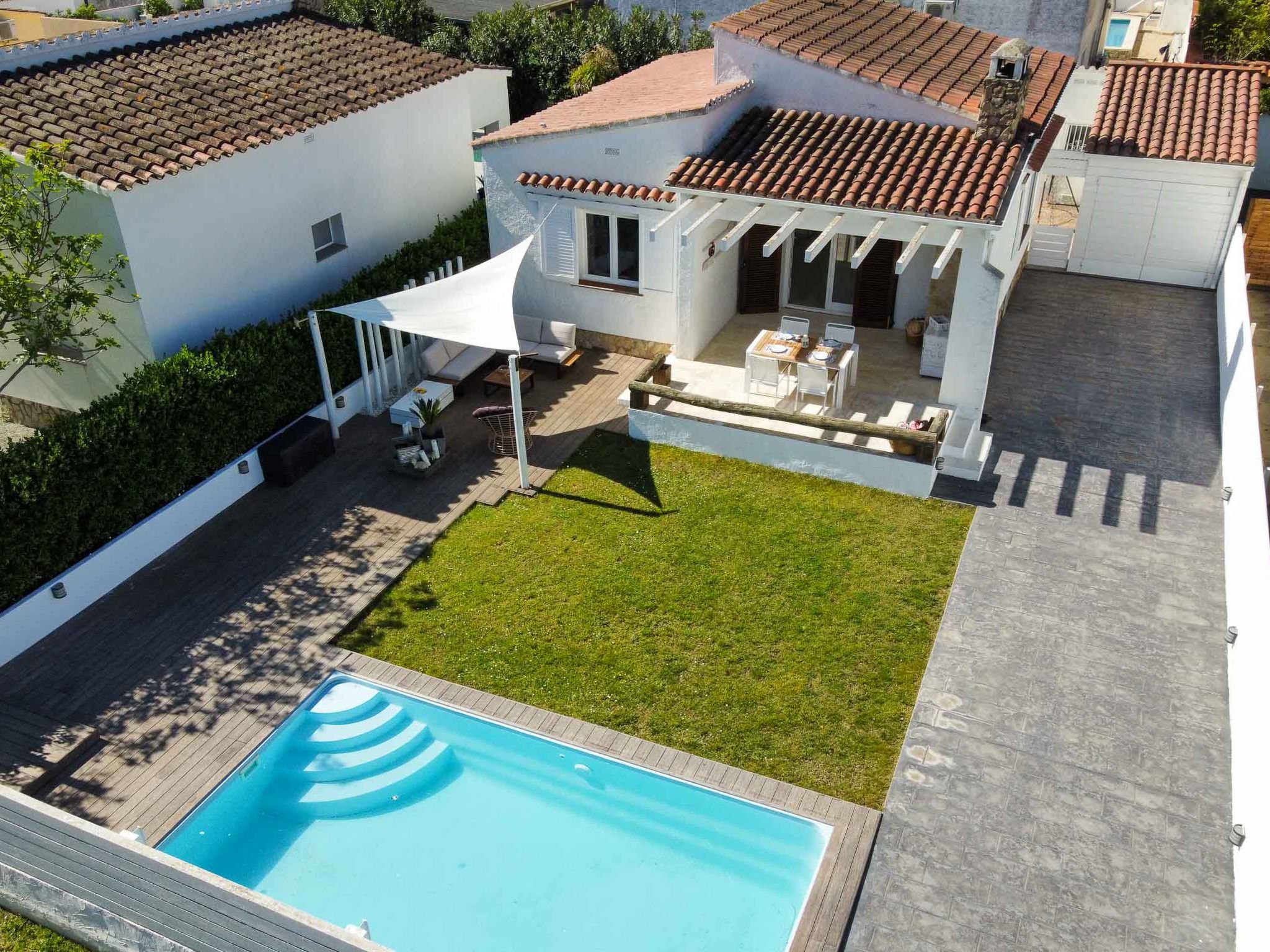 Photo 1 - Maison de 2 chambres à Castelló d'Empúries avec piscine privée et vues à la mer