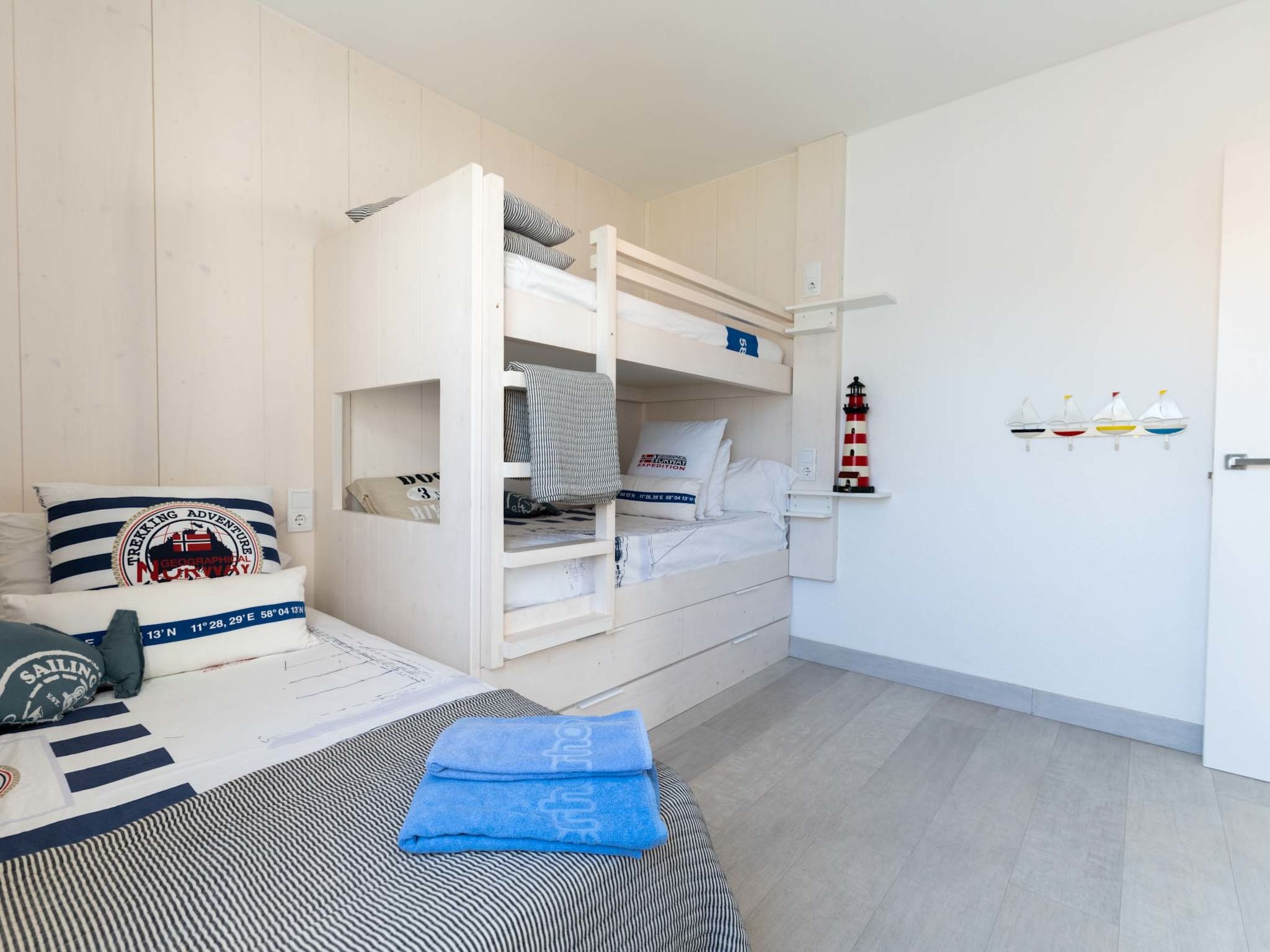 Foto 14 - Casa de 2 habitaciones en Castelló d'Empúries con piscina privada y vistas al mar