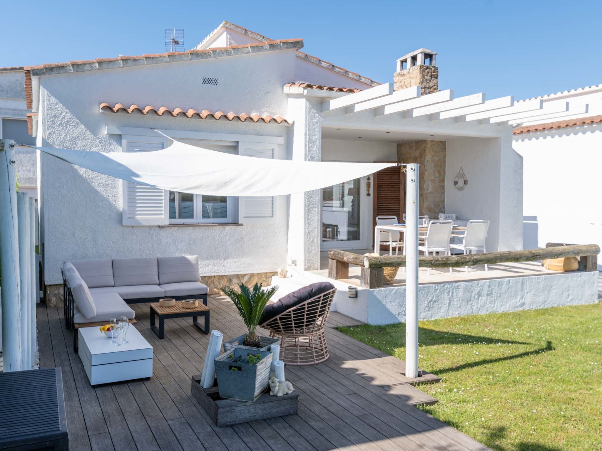 Photo 25 - Maison de 2 chambres à Castelló d'Empúries avec piscine privée et jardin