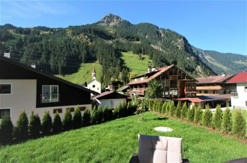 Foto 29 - Apartamento de 3 habitaciones en Finkenberg con jardín y vistas a la montaña