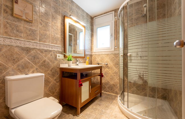Casa de 4 quartos em Deltebre com piscina privada e jardim - Foto 10