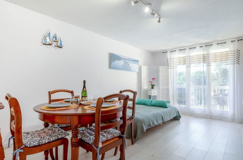 Photo 11 - 1 bedroom Apartment in Fréjus with garden