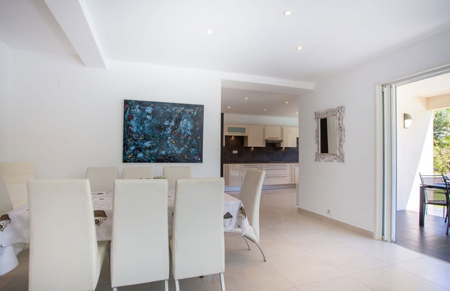 Casa con 5 camere da letto a Bormes-les-Mimosas con piscina privata e giardino - Foto 9
