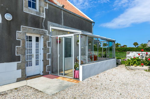 Photo 1 - Maison de 2 chambres à Plouescat avec jardin et vues à la mer