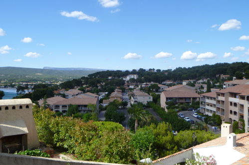 Foto 14 - Apartamento de 1 habitación en Saint-Cyr-sur-Mer con terraza y vistas al mar