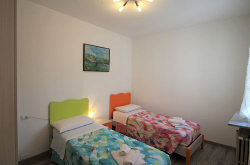 Foto 12 - Apartamento de 2 quartos em Luino com vista para a montanha