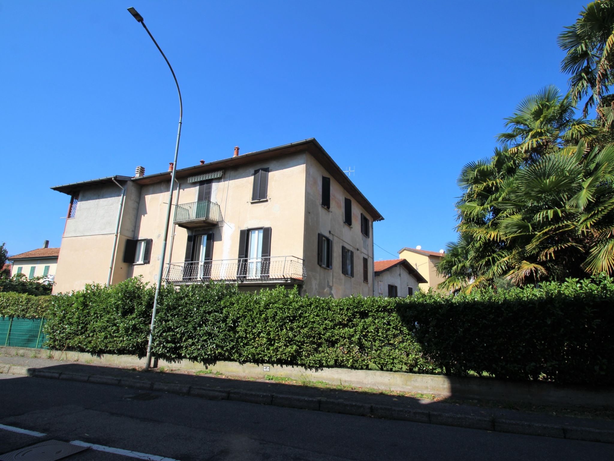 Foto 5 - Apartment mit 2 Schlafzimmern in Luino mit blick auf die berge