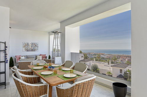 Foto 3 - Apartamento de 3 habitaciones en Estepona con piscina y vistas al mar